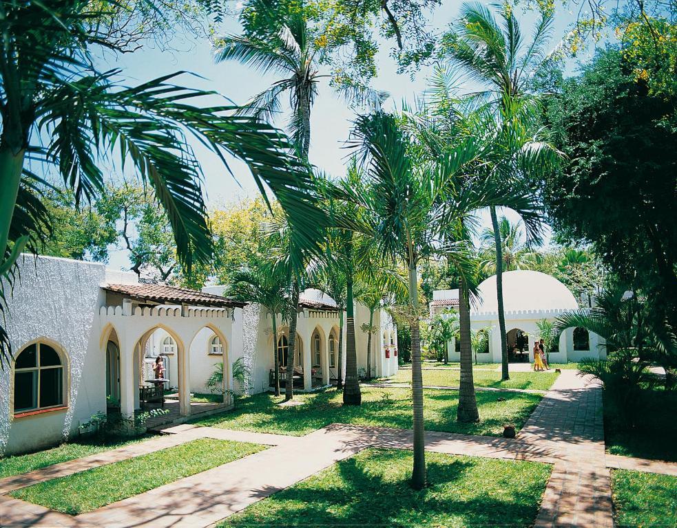 Sandies Coconut Village Malindi Exterior photo